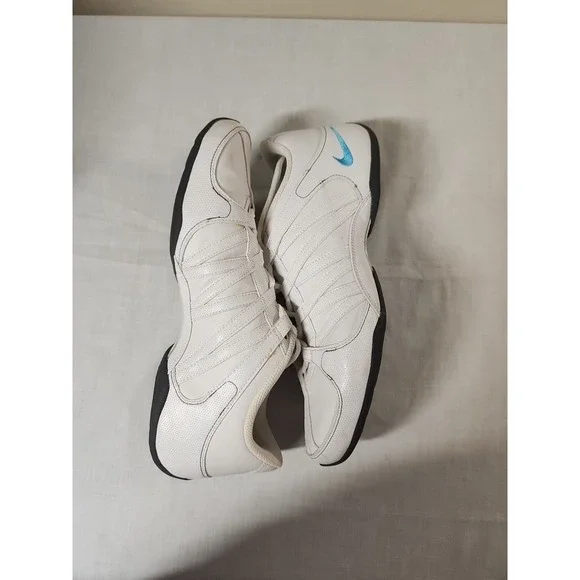 Nike Musique IV sneaker‎ shoe womens size 11 white 324751-141 - Picture 6 of 9